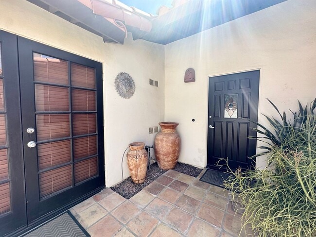 Photo - COMING SOON!! Charming FURNISHED 2 Bed 2 Bath Condo in Palm Desert close to El Paseo! Unidad D