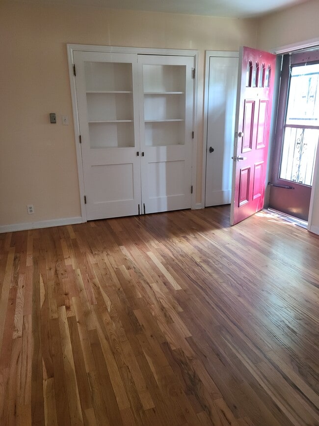 Photo - 936 E Benton St Unit 936