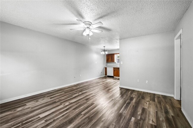 Building Photo - 1309 S Washington Ave Unit 4
