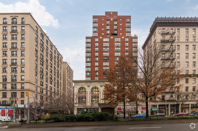 Photo - The Broadway