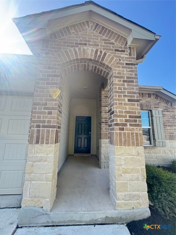 Photo - 908 Adler Way House