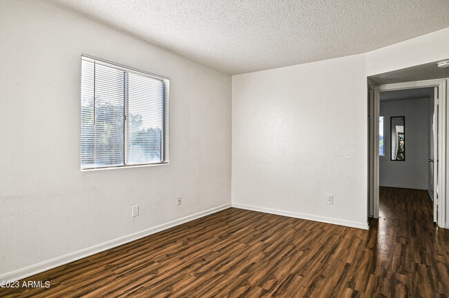 Photo - 436 W Clark St Unit 201