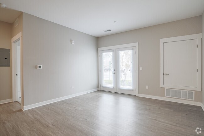 1 BR, 1 BA - 725 SF