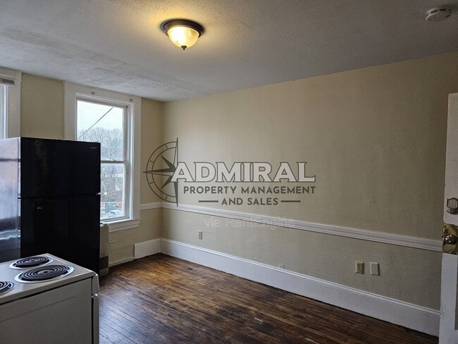 Photo - 42 N Main St Unit Apartment #3