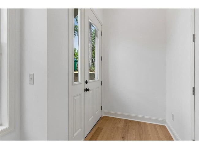 Photo - 3711 Colgate Ave