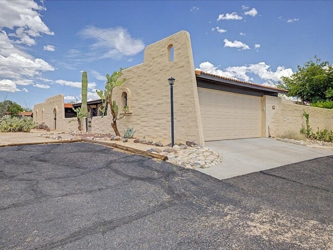 Photo - Beautiful Fully Furnished Home with Upgrades & Community Amenities!