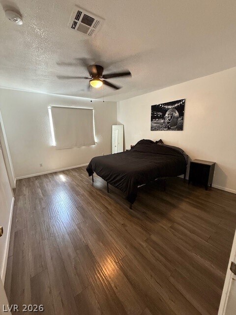 Photo - 5576 W Rochelle Ave. Unidad 22A