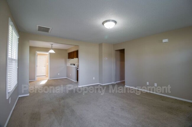 Photo - 5105 NE 78th St