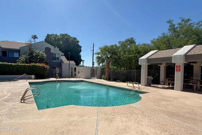 Building Photo - 9439 N 59th Ave Unit 243