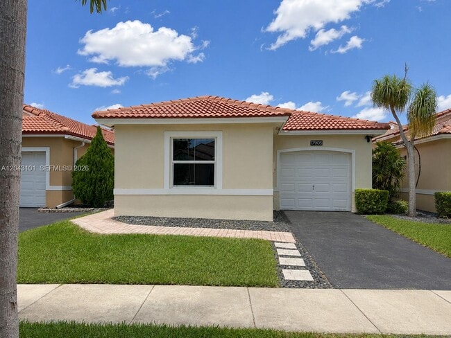 Building Photo - 17905 SW 10th Ct