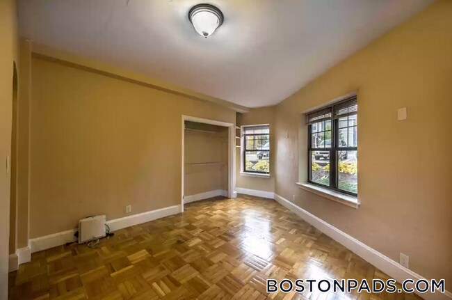 Photo - 2 Elmwood Ave Unidad 23