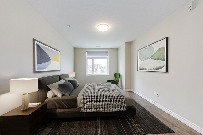 Photo - Linden Crossing