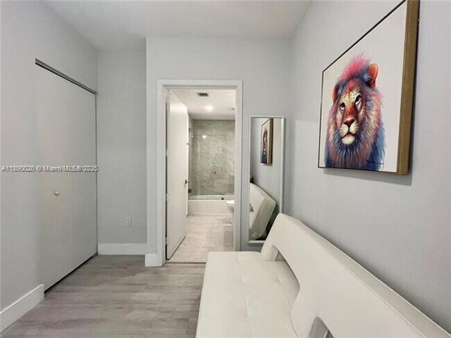 Photo - 488 NE 18th St Unidad 488 NE 18th St  3208