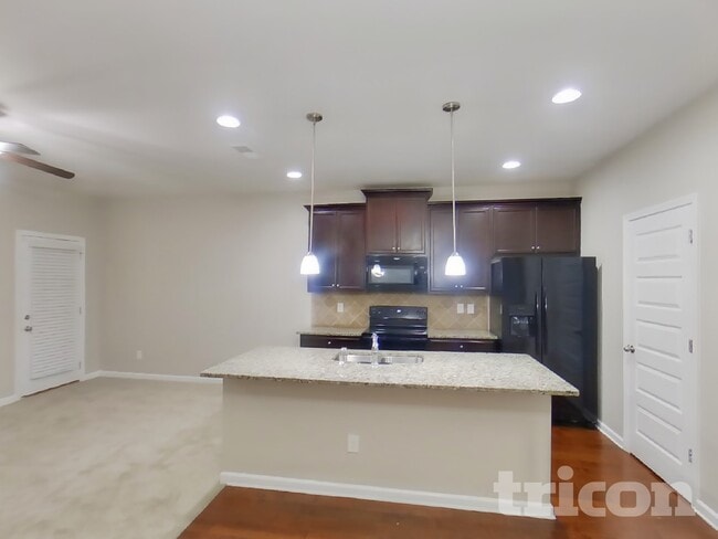 Photo - 394 Lossie Ln