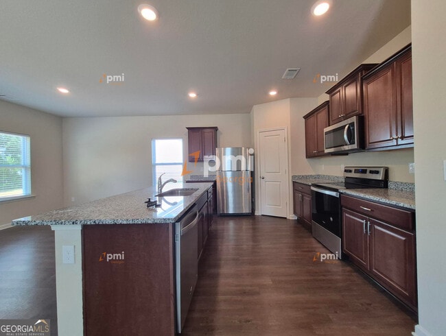 Photo - 122 Innis Brk Cir SW