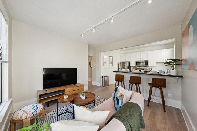 Photo - 3201 Washington St Unit FL4-ID398994P