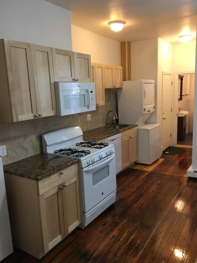 Photo - 259 Windsor St Rental