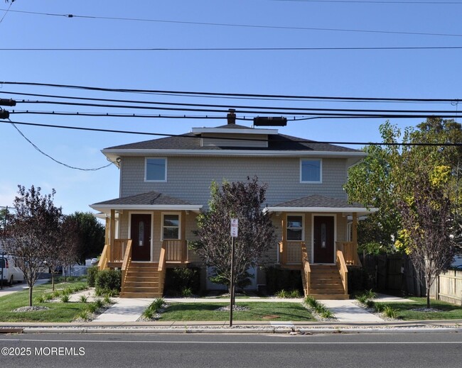 Photo - 485 Joline Ave Townhome