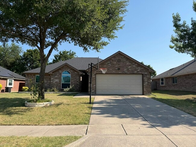 Building Photo - 116 Enchanted Forest Dr