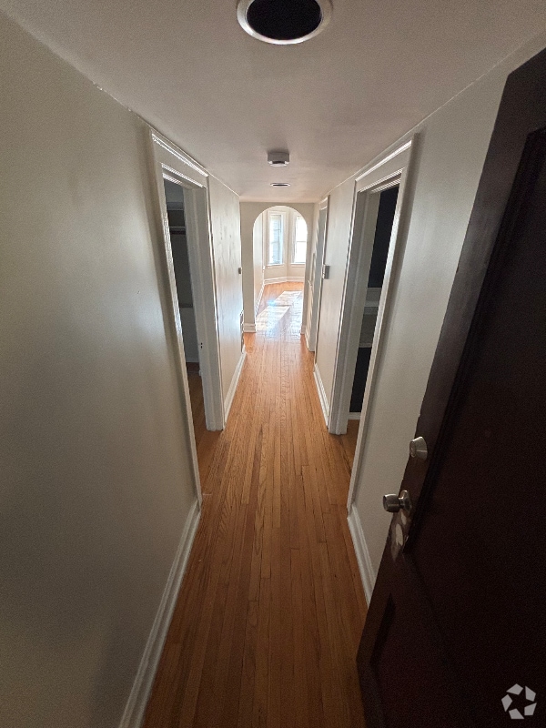 Building Photo - 720 W 112th St Rental