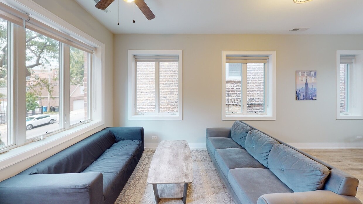 Photo - Private bedroom in 5 bed/3 bath Home