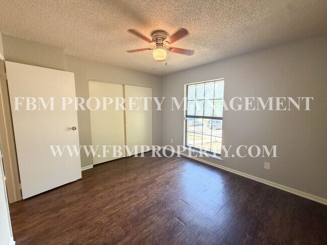 615 Lost Springs Ct Unidad C