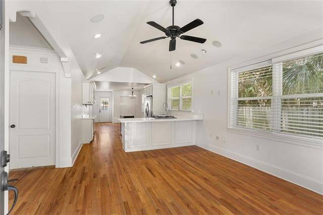 Photo - 6240 Argonne Blvd