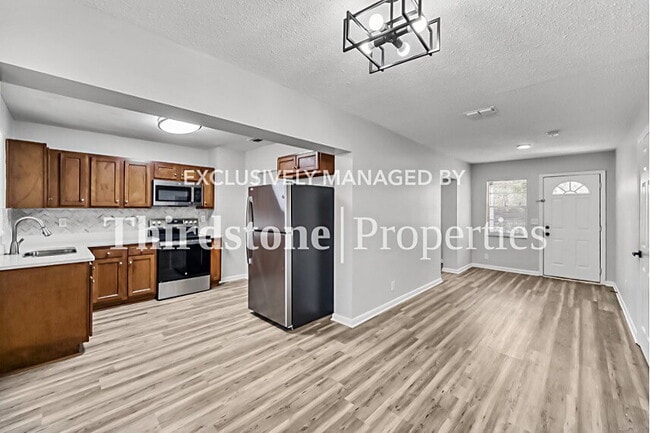 Photo - 1093 Prospect St