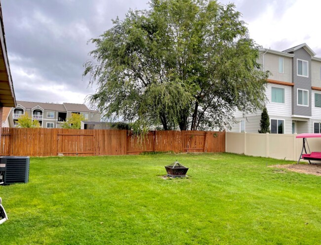 Photo - 1485 Sandhill Rd