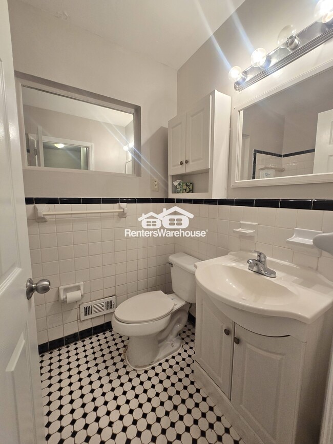 Building Photo - 1593 Tanager Cir
