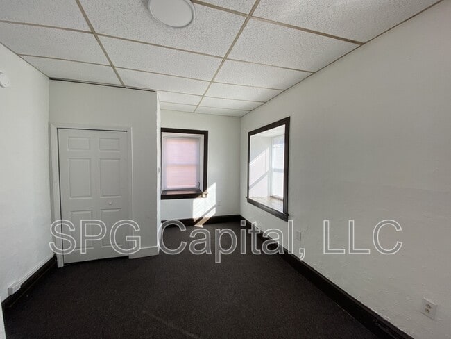 Photo - 35 W Maple St Unit 5