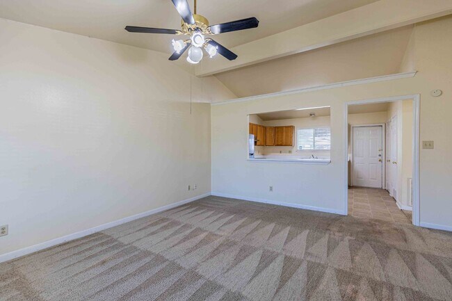 Photo - 114 Vargas Alley