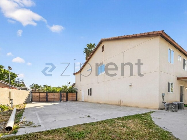 Photo - 12104 Timberpointe Dr