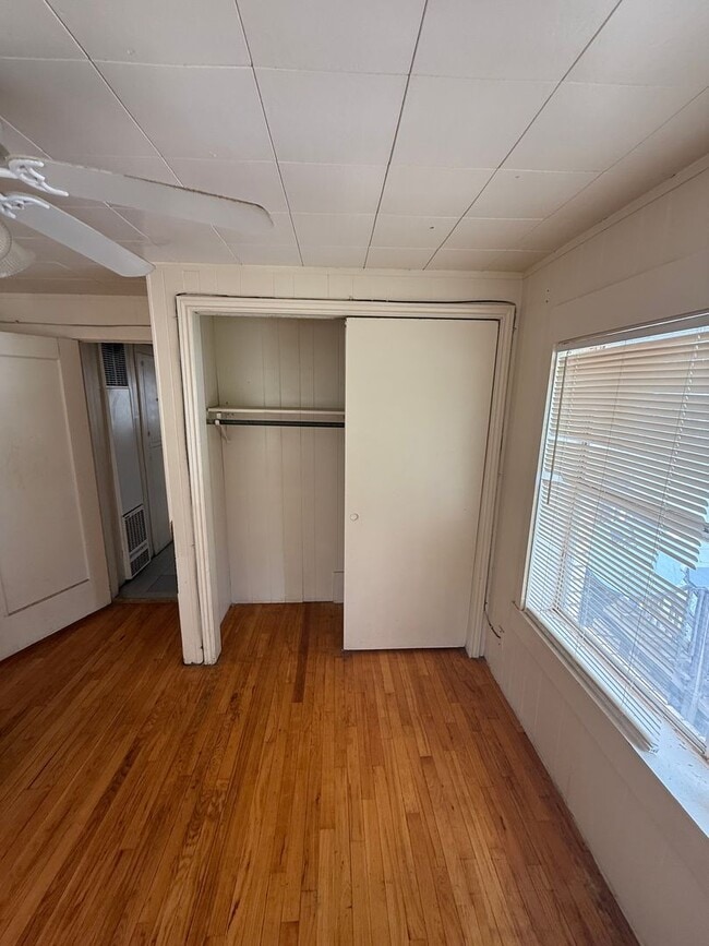 Photo - 1307 Avenue X Unit B Upstairs