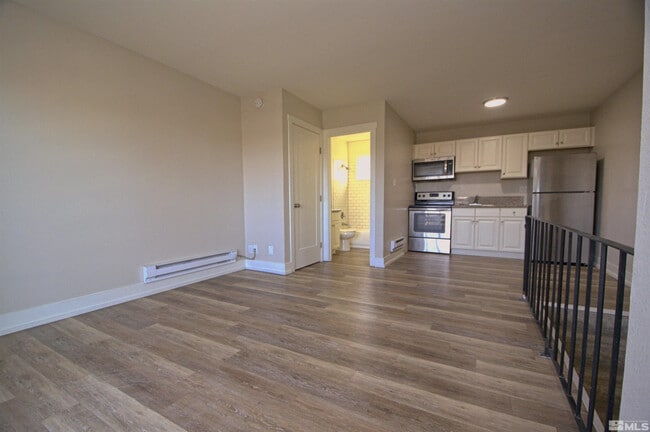 Photo - 1953 Wedekind Rd Unit #5