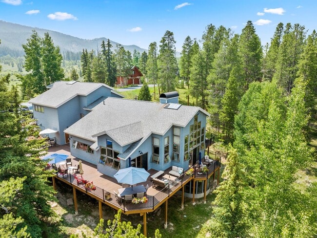1107 Penstemon Rd