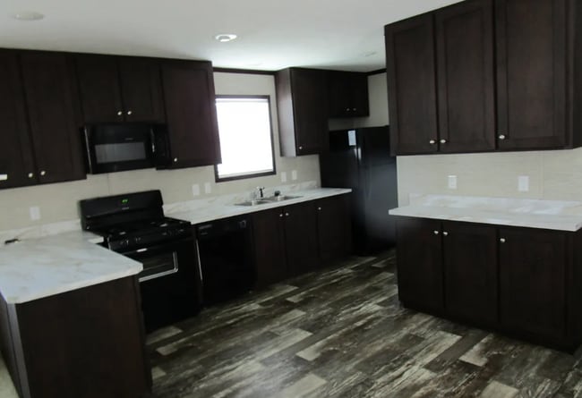 Building Photo - 415 Deerfield Ln