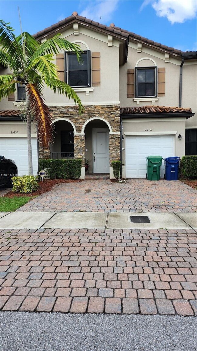 Building Photo - 25301 SW 114th Ct Rental