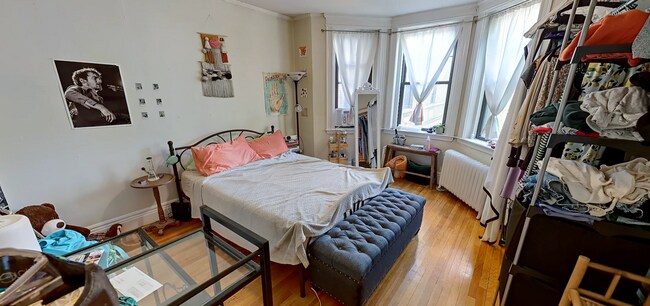 Photo - 48 Queensberry St Unit 1B