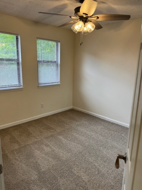 Bedroom - Dunwoody Trails