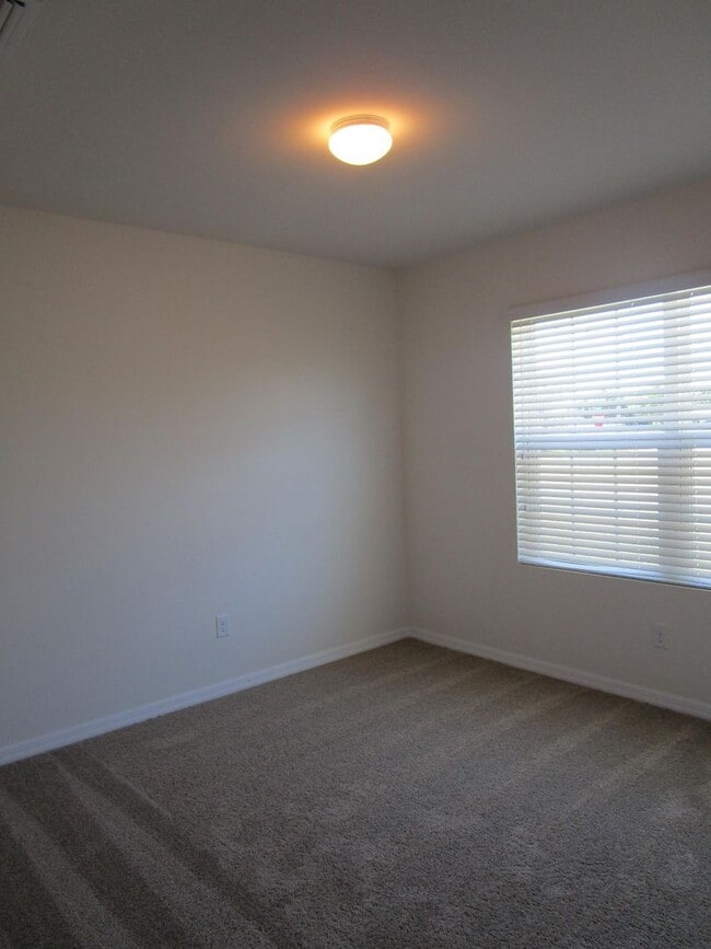 Photo - 913 SW 10th Pl