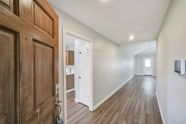 Photo - 1021 N Sunset Dr