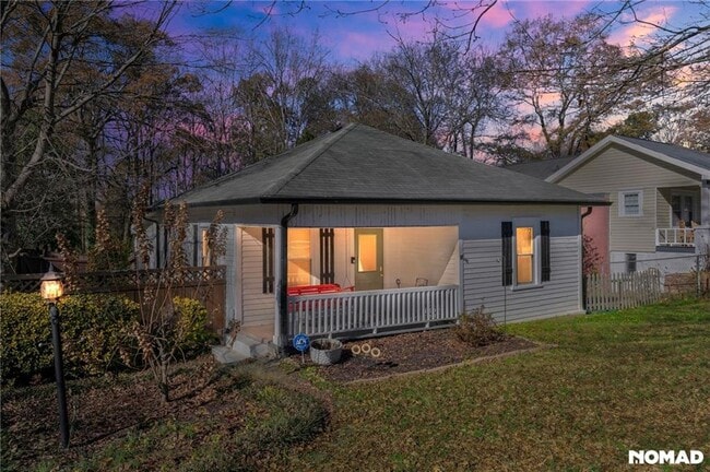 Photo - 2218 Dunseath Ave NW