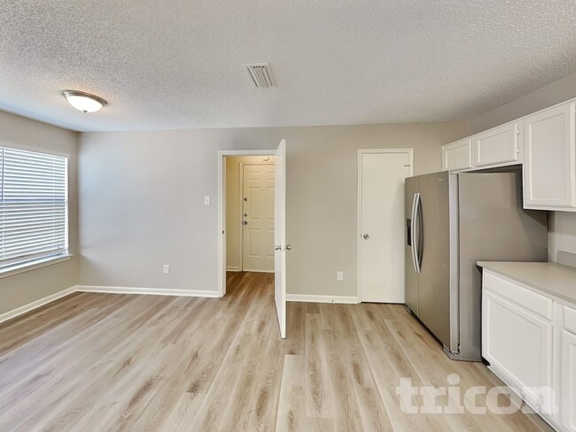 Photo - 1252 Payne Dr