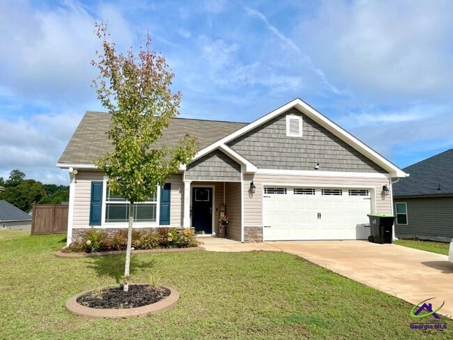 Building Photo - 190 Red Tail Cir Rental