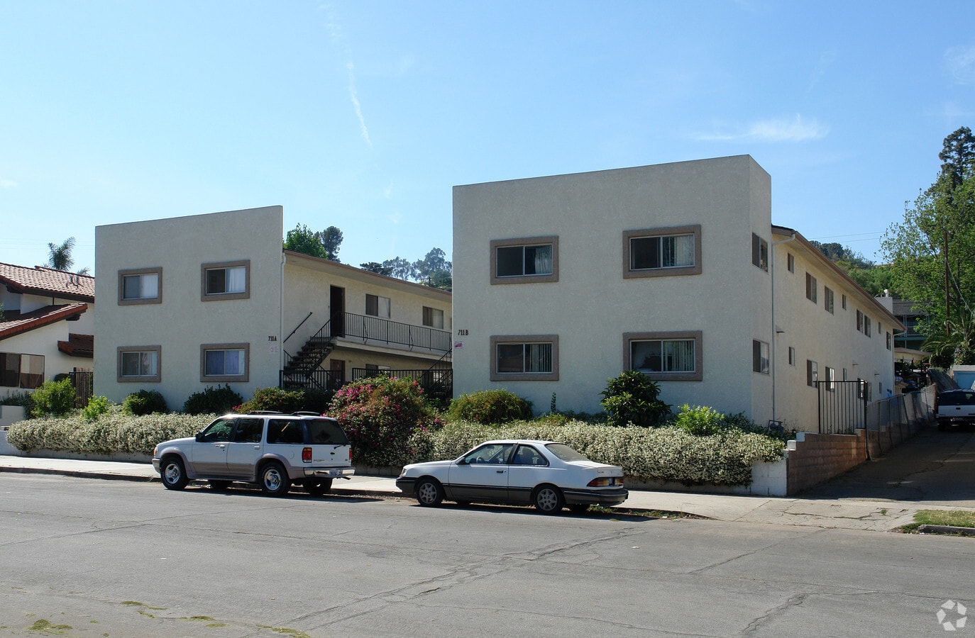 711 E. Pleasant Street - 711 E. Pleasant Street