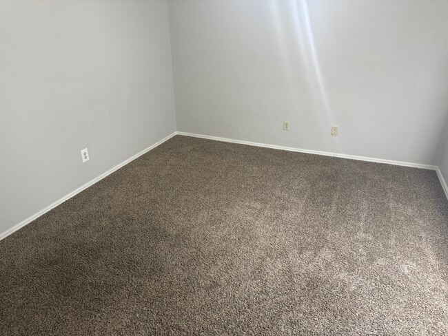 Photo - 828 Hardy Springs Cir Unit B