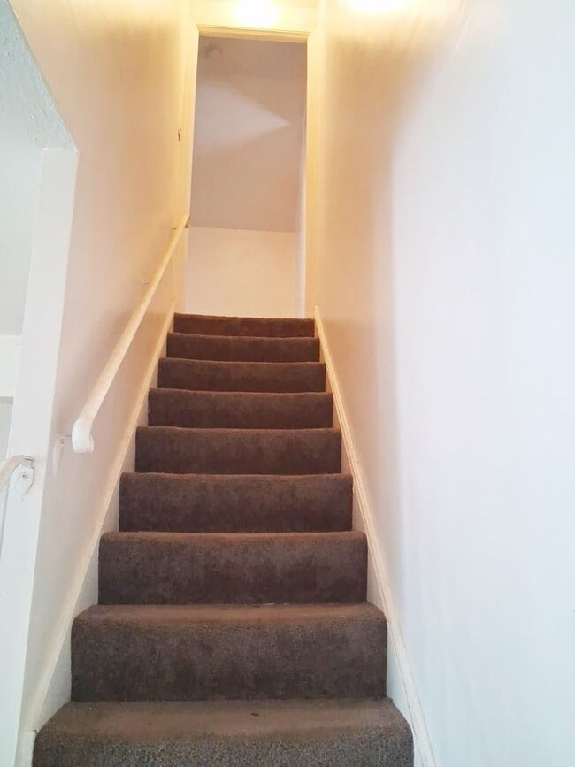 Photo - 3 BED 1 BATH SINGLE FAMILY HOME!