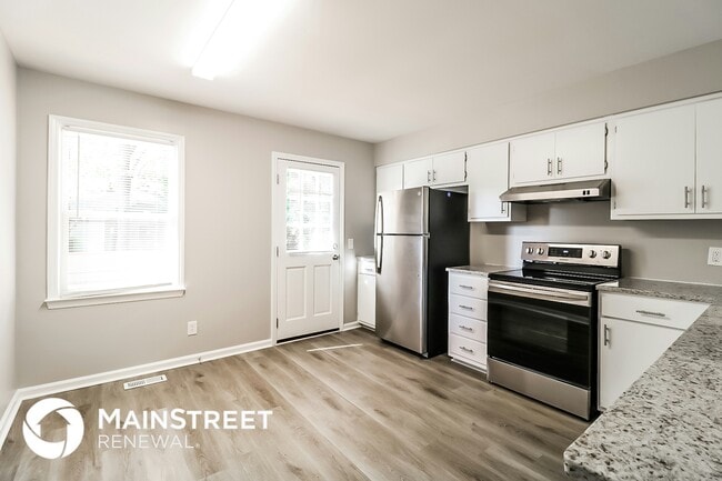 Photo - 104 Artesian Dr