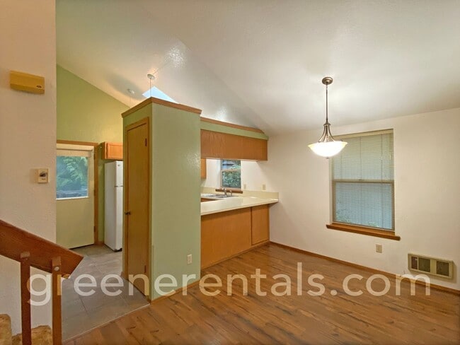 Photo - 1238 Irving St SW